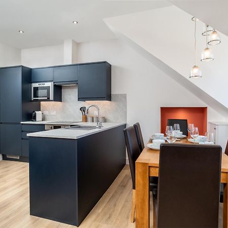 Remodelled Luxury 3 Bed Apartment แอเบอร์ดีน ภายนอก รูปภาพ